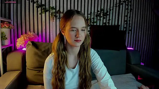 Snapshot of Casey_Sweeet chatting on 11, 2, 2026 Casey Sweeet online show from 11, 2, 2026