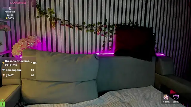 Snapshot of Casey_Sweeet chatting on 19, 2, 2026 Casey Sweeet online show from 19, 2, 2026