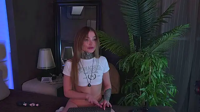 AriWild online show from 13, 4, 2026