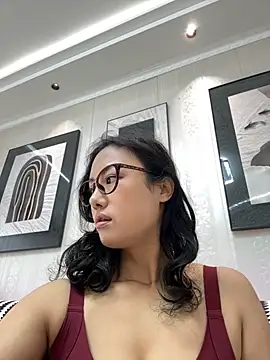 Snapshot of wen521 chatting on 23, 10, 2025 wen521 online show from 23, 10, 2025