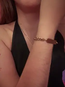 Snapshot of Anita-vega chatting on 9, 10, 2025 Anita-vega online show from 9, 10, 2025