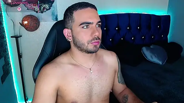 Snapshot of adamhairy chatting on 14, 5, 2026 adamhairy online show from 14, 5, 2026