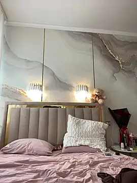 TiffaNoel online show from 13, 7, 2026