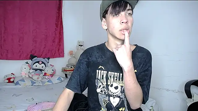 Snapshot of lucky_stricke chatting on 21, 10, 2025 lucky stricke online show from 21, 10, 2025