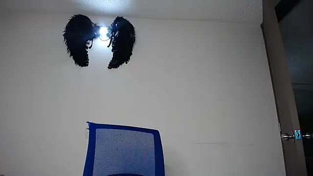 Snapshot of lucky_stricke chatting on 30, 10, 2025 lucky stricke online show from 30, 10, 2025