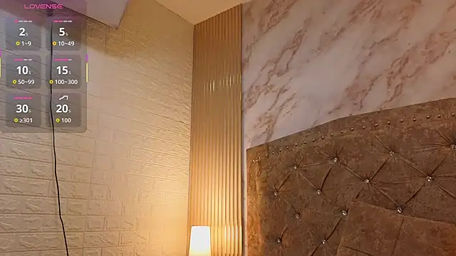 AnastasiaColeman online show from 21, 11, 2025