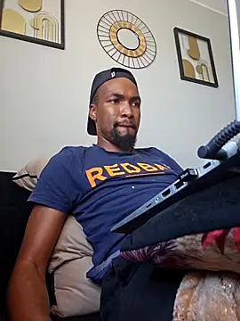 Snapshot of mojaymort chatting on 22, 9, 2025 mojaymort online show from 22, 9, 2025
