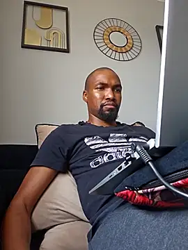 Snapshot of mojaymort chatting on 29, 9, 2025 mojaymort online show from 29, 9, 2025