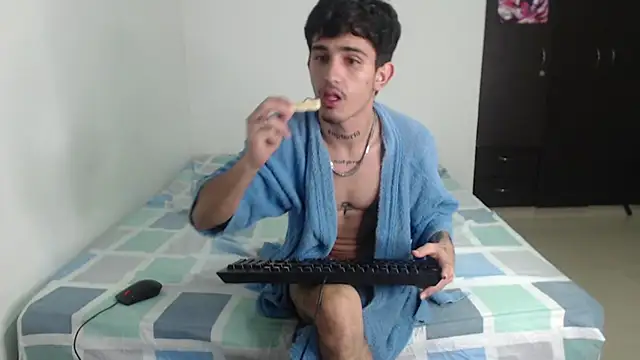 Snapshot of nextboywell1 chatting on 23, 11, 2025 nextboywell1 online show from 23, 11, 2025