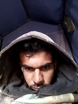 Snapshot of ParousFlow chatting on 1, 12, 2025 ParousFlow online show from 1, 12, 2025