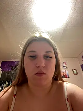 Snapshot of Kemeli008 chatting on 24, 9, 2025 Kemeli008 online show from 24, 9, 2025