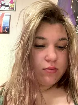 Snapshot of Kemeli008 chatting on 28, 9, 2025 Kemeli008 online show from 28, 9, 2025