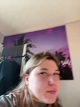 Snapshot of Kemeli008 chatting on 1, 10, 2025 Kemeli008 online show from 1, 10, 2025