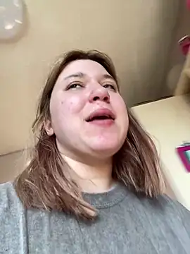 Snapshot of Kemeli008 chatting on 9, 10, 2025 Kemeli008 online show from 9, 10, 2025