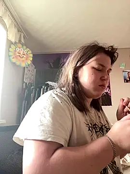 Snapshot of Kemeli008 chatting on 24, 10, 2025 Kemeli008 online show from 24, 10, 2025