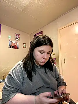 Snapshot of Kemeli008 chatting on 6, 11, 2025 Kemeli008 online show from 6, 11, 2025