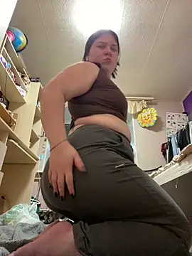 Snapshot of Kemeli008 chatting on 26, 11, 2025 Kemeli008 online show from 26, 11, 2025