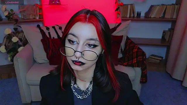 Mistress  Marcelline online show from 25, 10, 2025