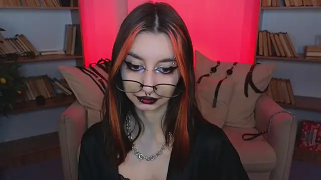 Mistress  Marcelline online show from 15, 1, 2026