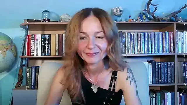 Foxilady357 online show from 14, 9, 2025