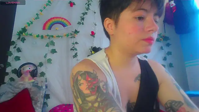 Snapshot of Mitsuha_gate chatting on 16, 12, 2025 Mitsuha gate online show from 16, 12, 2025