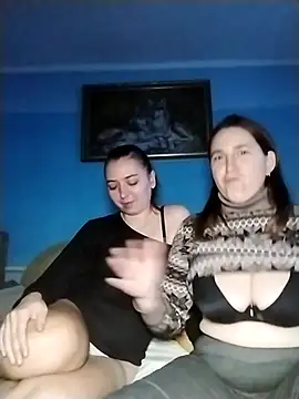 Snapshot of Viktoriia27 chatting on 5, 12, 2025 Viktoriia27 online show from 5, 12, 2025