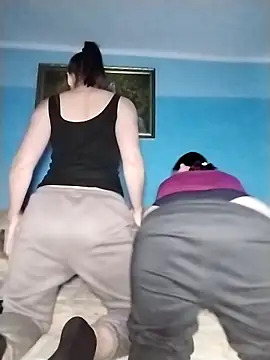 Snapshot of Viktoriia27 chatting on 20, 12, 2025 Viktoriia27 online show from 20, 12, 2025