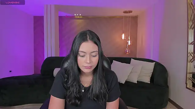 AmbarJames  online show from 9, 9, 2025