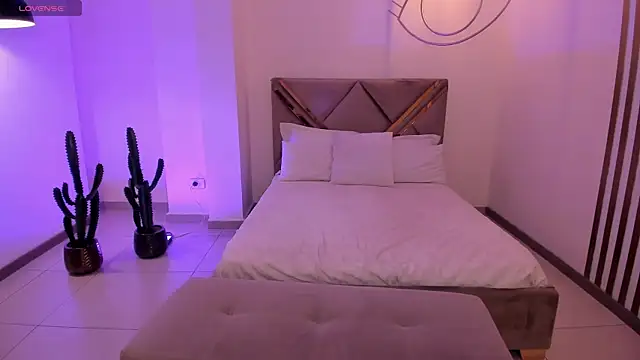 Snapshot of AmbarJames_ chatting on 12, 1, 2026 AmbarJames online show from 12, 1, 2026