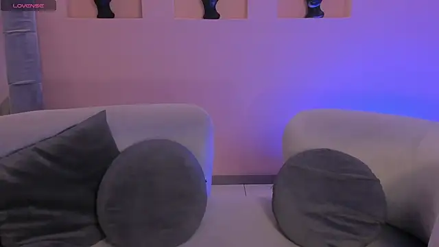 Snapshot of AmbarJames_ chatting on 24, 2, 2026 AmbarJames online show from 24, 2, 2026