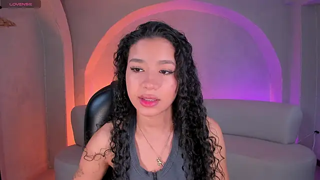 SophieHouston  online show from 17, 10, 2025