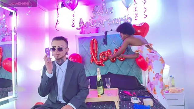 Snapshot of Asha_zuri_and_adam chatting on 12, 9, 2025 Asha zuri and adam online show from 12, 9, 2025