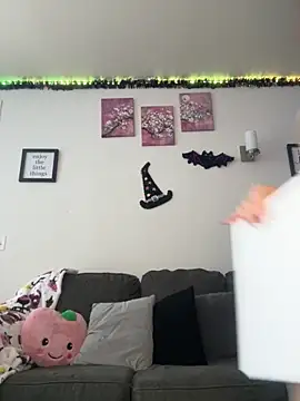 moan4mona online show from 1, 11, 2025