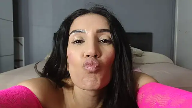 Snapshot of Samissou_X chatting on 8, 5, 2026 Samissou X online show from 8, 5, 2026