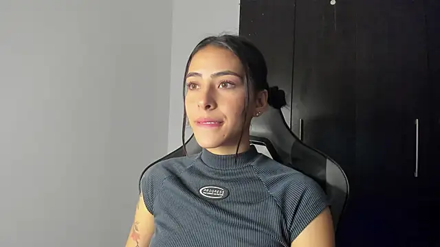 Snapshot of ValkaGrecco chatting on 16, 9, 2025 ValkaGrecco online show from 16, 9, 2025