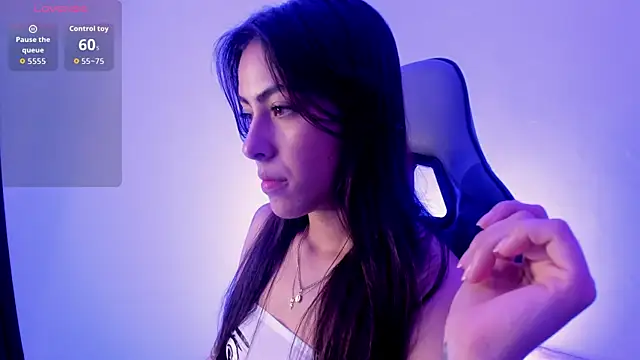 Snapshot of ValkaGrecco chatting on 15, 11, 2025 ValkaGrecco online show from 15, 11, 2025