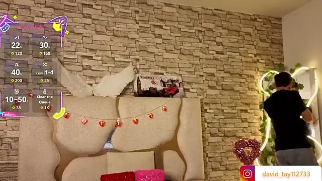 boyfox tay online show from 9, 2, 2026