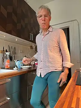 SexyLeon8 online show from 6, 1, 2026