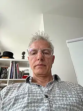 SexyLeon8 online show from 10, 5, 2026