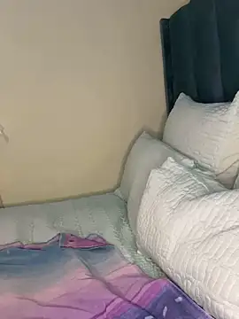 Snapshot of Caramel_Mellow chatting on 27, 11, 2025 Caramel Mellow online show from 27, 11, 2025