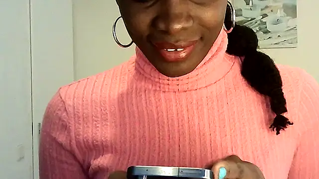 Snapshot of Chatdoll2 chatting on 5, 12, 2025 Chatdoll2 online show from 5, 12, 2025