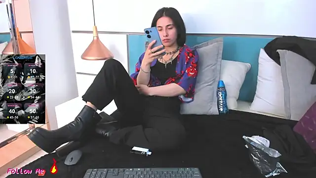 Ashkoreh online show from 6, 2, 2026