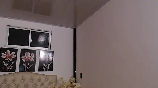 pinky f00x online show from 14, 9, 2025