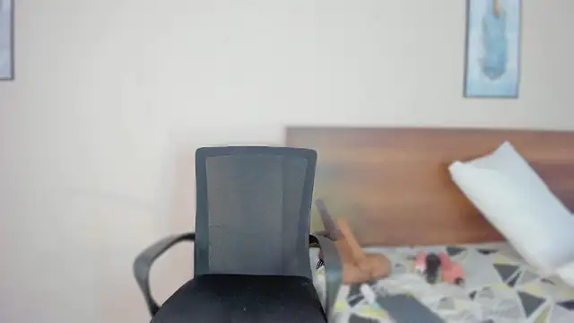 Snapshot of Niicol_Jenner chatting on 9, 2, 2026 Niicol Jenner online show from 9, 2, 2026