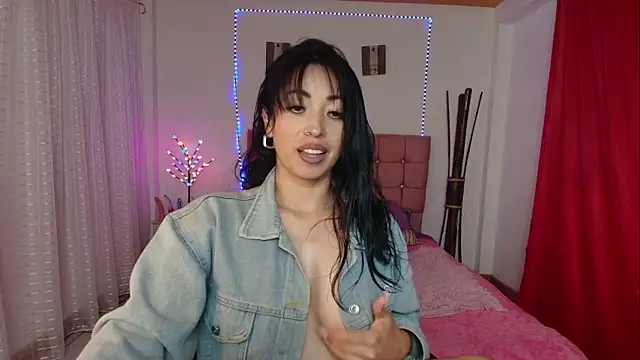 Snapshot of hannagomez_24 chatting on 3, 3, 2026 hannagomez 24 online show from 3, 3, 2026