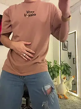 Elian savoy online show from 5, 10, 2025