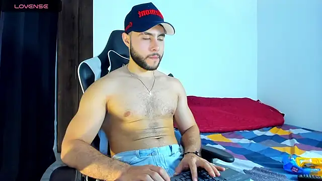 Snapshot of bryan_mugn chatting on 14, 9, 2025 bryan mugn online show from 14, 9, 2025