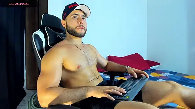 Snapshot of bryan_mugn chatting on 19, 9, 2025 bryan mugn online show from 19, 9, 2025