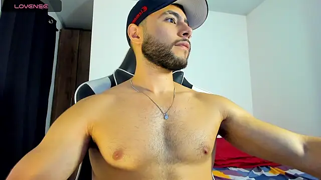 Snapshot of bryan_mugn chatting on 26, 10, 2025 bryan mugn online show from 26, 10, 2025