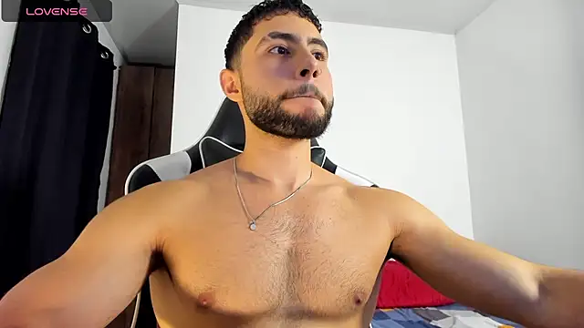 Snapshot of bryan_mugn chatting on 9, 11, 2025 bryan mugn online show from 9, 11, 2025